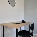 Elegant Appartement Avec Balcon Prive A Lille