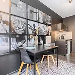 Studio Located On The Grand Place!