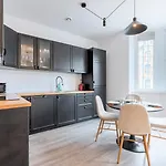 Superbe Appart. 2 Chambres En Plein Centre !