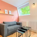 Little Duplex In Republique Beaux Arts