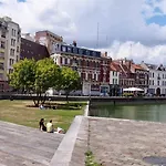 Nice Atypical Apartment, Vieux Lille