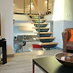 Little Suite - Nathan