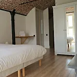 Little Suite - Coline