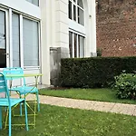 Little Suite - Coline