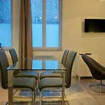 Little Suite - Prisca
