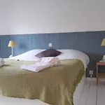 Little Suite - Louise