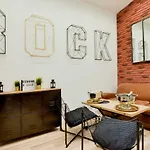 Loft Industriel, Near Train Station - Benv Immobilier