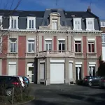 Apart Au Standing Et Vitraux - Ambiance Cosy - Dans Un Immeuble De Prestige Du 19Eme Siecle - Terrasse Au Rdc - Parking