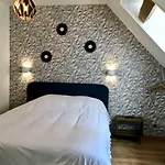 Le Madame Little Appart\'Hotel