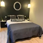 Victoria\'S House