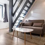 Charming Typical Flat In The Old Town !