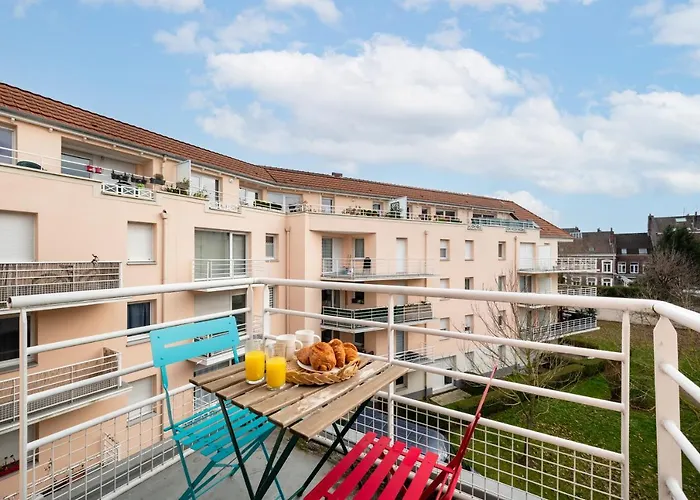 Le Nid Douillet T2, Wifi, Parking Prive Gratuit