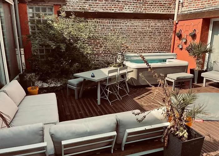 Studio Independant Et Calme Avec Jacuzzi A Lille
