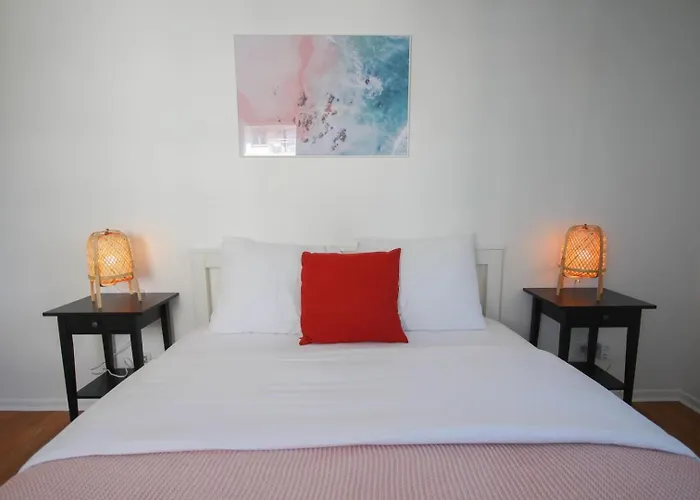 Appartement En Residence Avec Balcon Et Parking