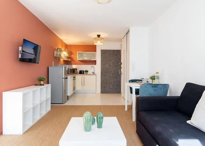 Vieux Lille -Nice Studio Neat And Fully Equipped !