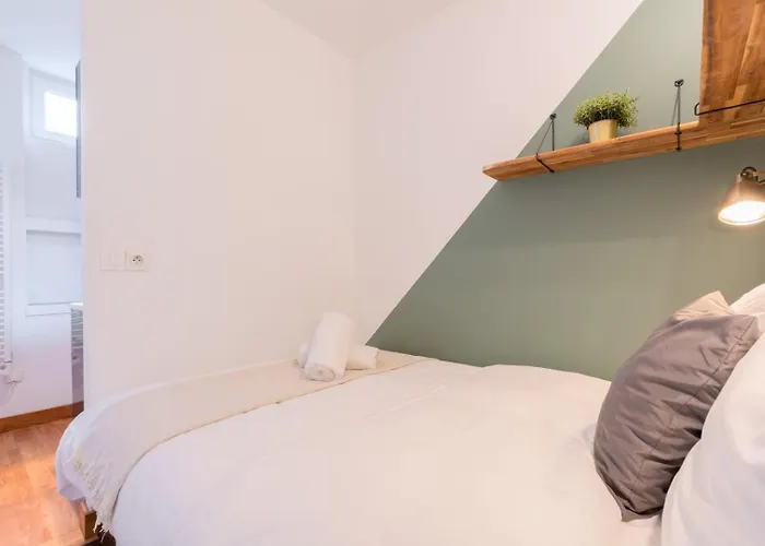 Lille Gares - Nice Equipped Apartment