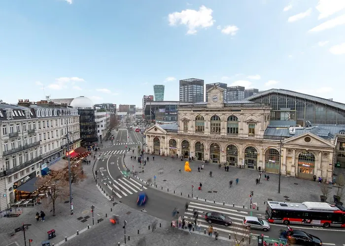 Apartment For 4 In Front Of Lille Flandres Station