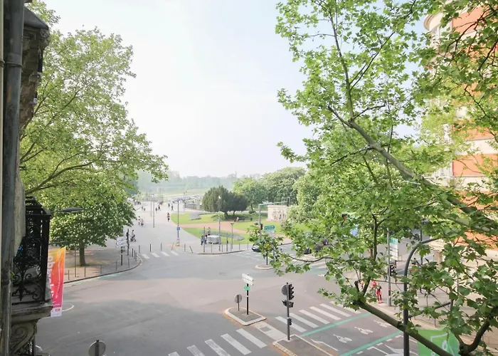 2-Bedroom Flat + Private Car Park.