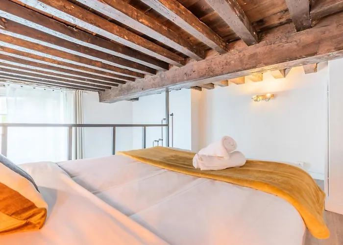 Atypical Triplex Near Grand Place With Terrace