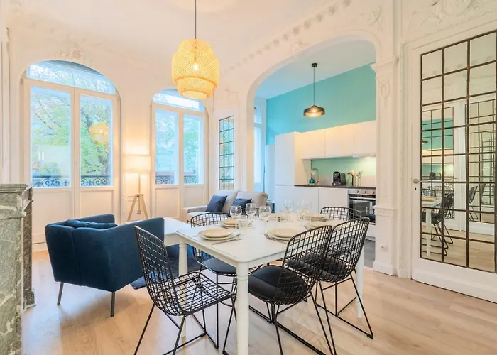 3 Bedroom Duplex Apartment, City Center