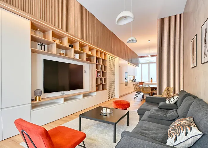 Luxueux Logement Design 4 Ch Climatise