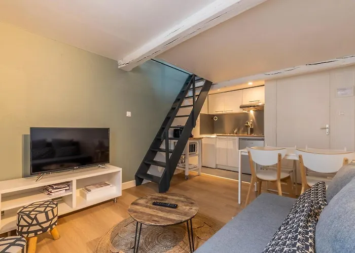Appartement Dans Un Quartier Vivant Du Vieux-Lille