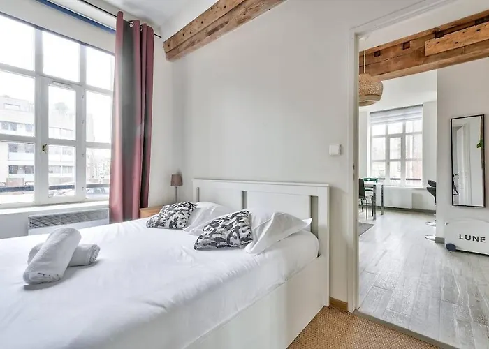 Appartement Lumineux Et Calme Parking Gratuit