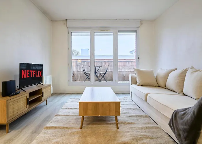 Elegant Appartement Avec Balcon Prive A Lille