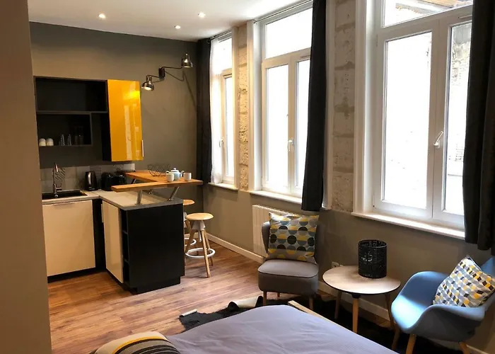 My Little Home - Le Vieux Lille De Rousseau