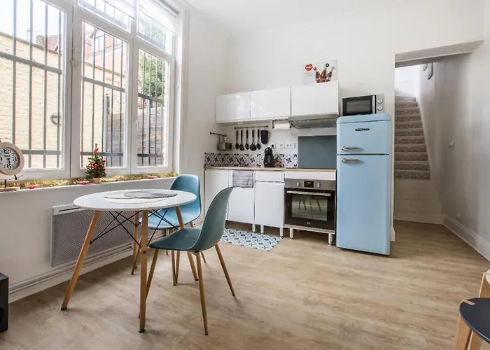 Appartement Lumineux, Bois Blancs, Euratechnologie