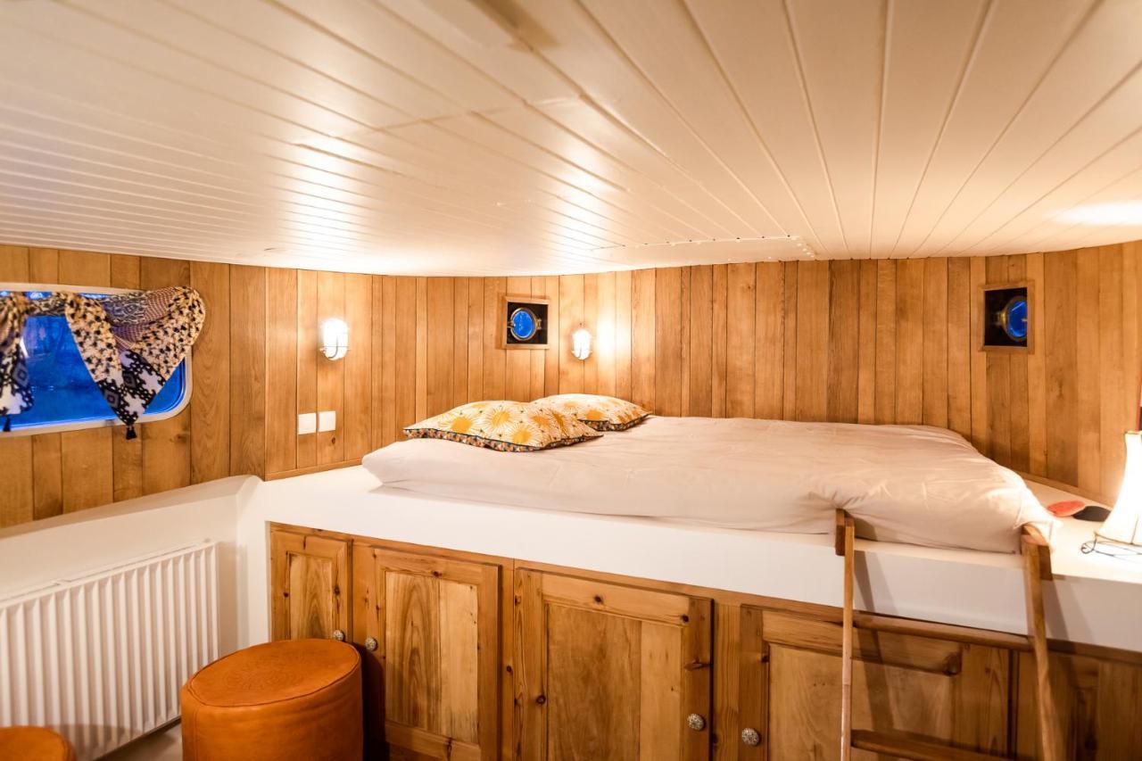 Bateau Peniche Au Coeur De Bed & Breakfast *