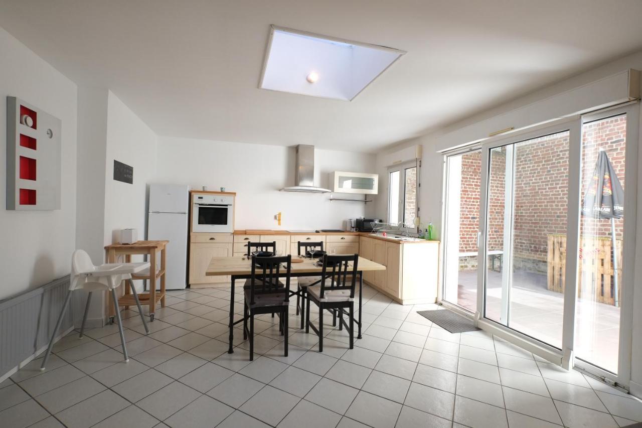 Apartment Escale De 80 M2 Avec Cour Et Parking Lille