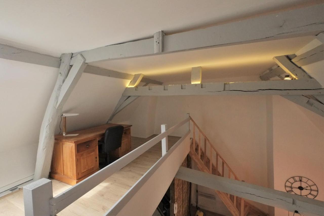 Standing Vieux Apartment *