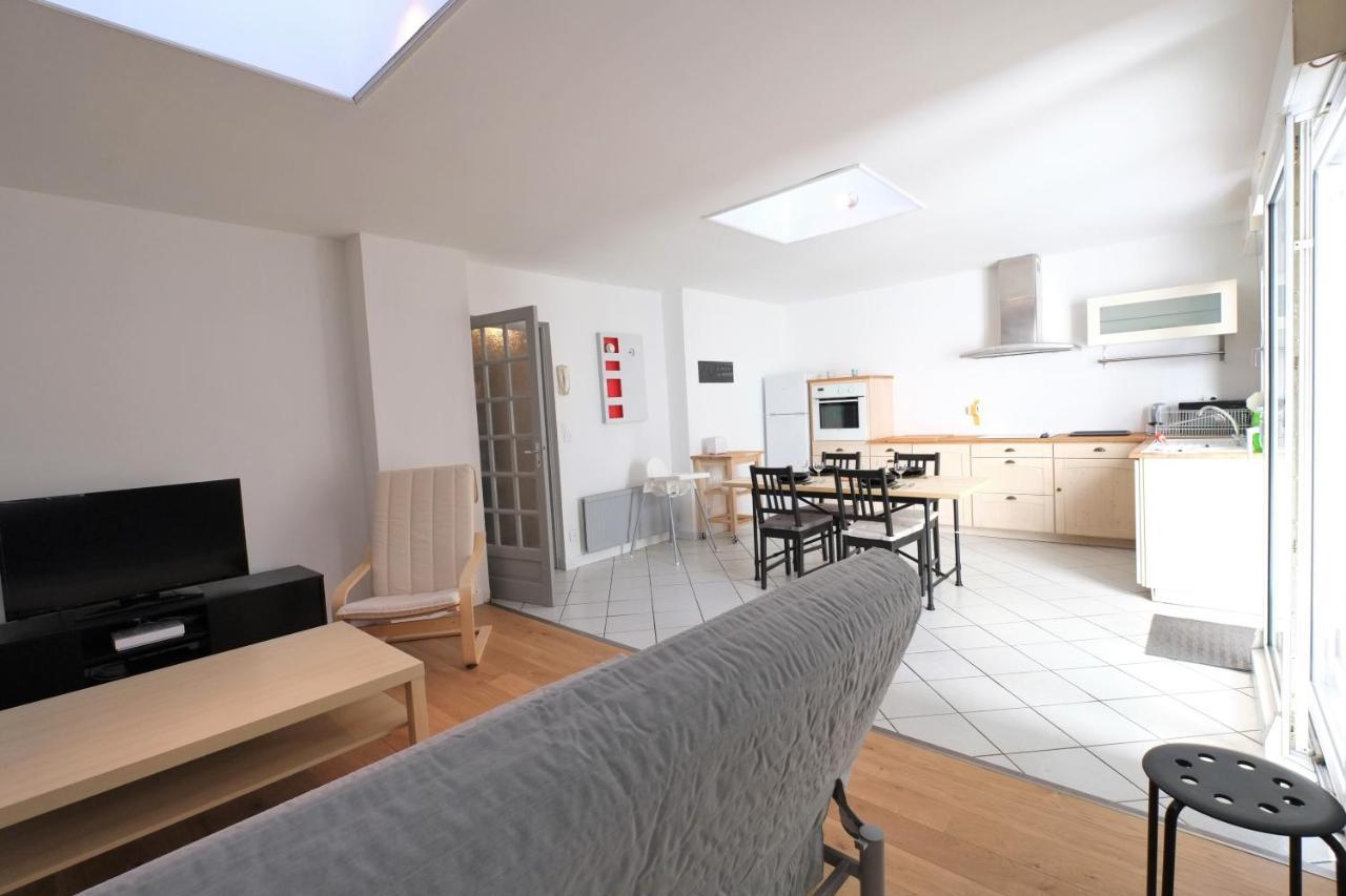 Escale De 80 M2 Avec Cour Et Parking Apartment *