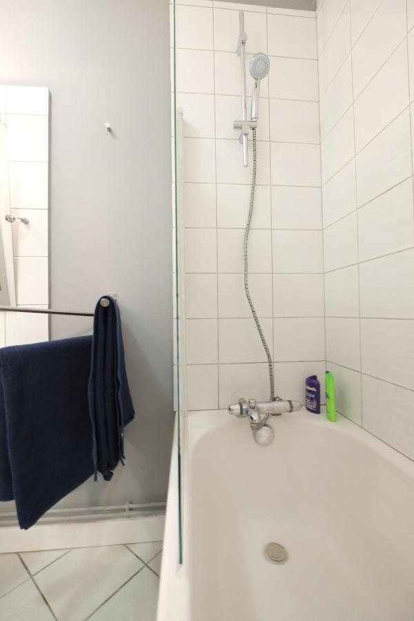 Escale De 80 M2 Avec Cour Et Parking * Lille