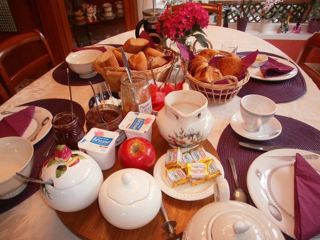 La Maison D'adam Bed & Breakfast