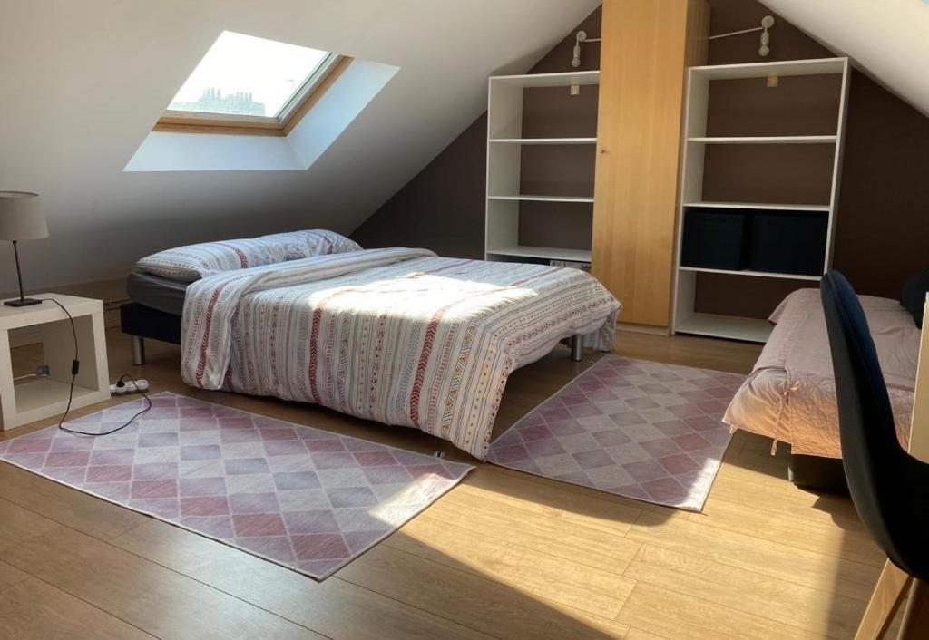 Duplex Lille-3e Etage-sans Ascenseur Apartamento *