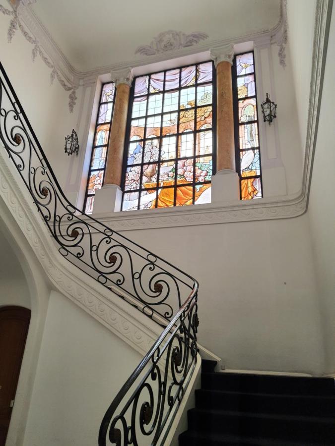 Apartment Apart Au Standing - Ambiance Cosy - Dans Un Immeuble De Prestige Du 19eme Siecle - Terrasse Au Rdc - Parking Lille