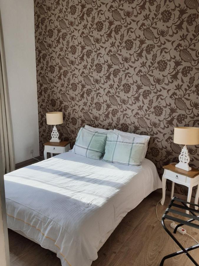 Apart Au Standing - Ambiance Cosy - Dans Un Immeuble De Prestige Du 19eme Siecle - Terrasse Au Rdc - Parking Apartment Lille