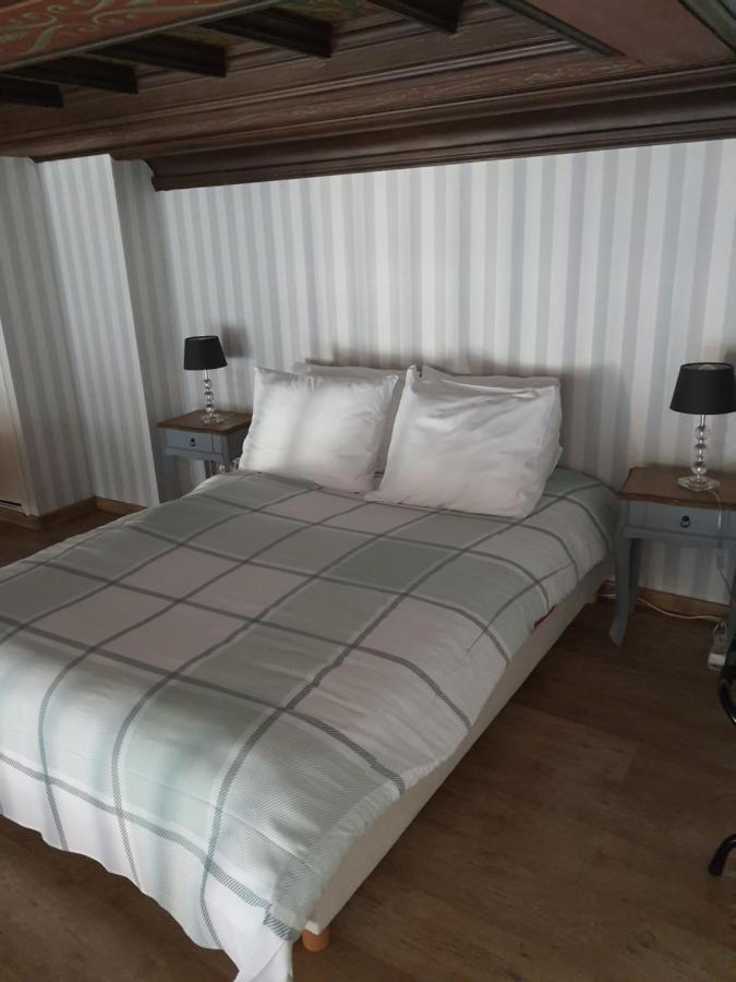 Apart Au Standing - Ambiance Cosy - Dans Un Immeuble De Prestige Du 19eme Siecle - Terrasse Au Rdc - Parking Apartment
