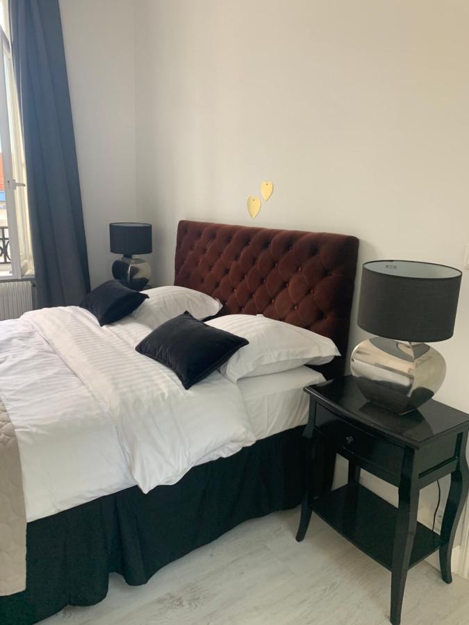 Aparthotel A & V *