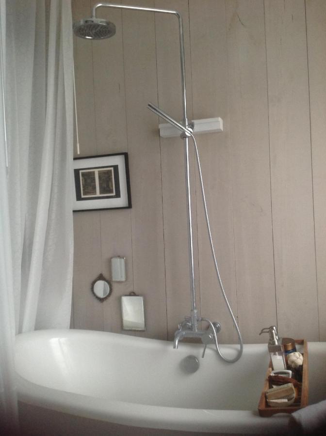 Petit Cocon Lillois:cheminee & Jardin