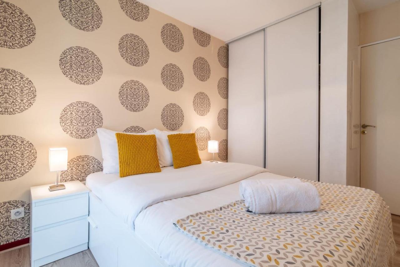Centre - Cozy Ap With Terrace & Parking Apartment