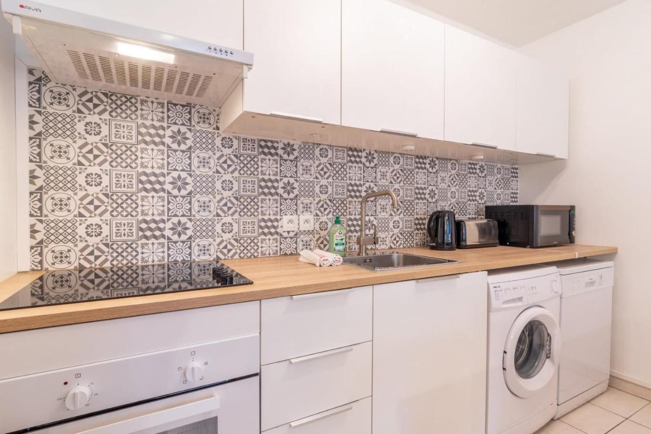 Centre - Cozy Ap With Terrace & Parking Apartment *