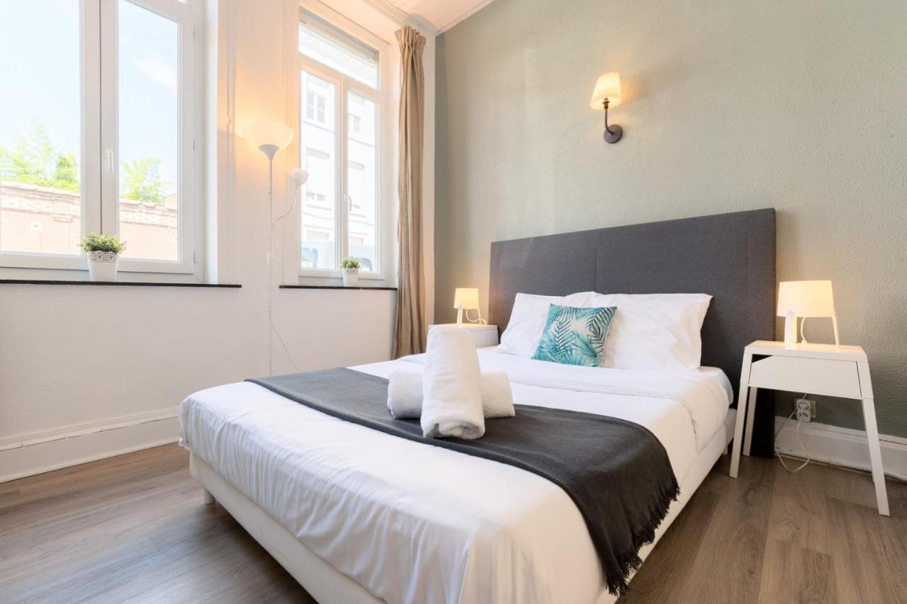 Centre - Nice And Functional Studio Apartment *