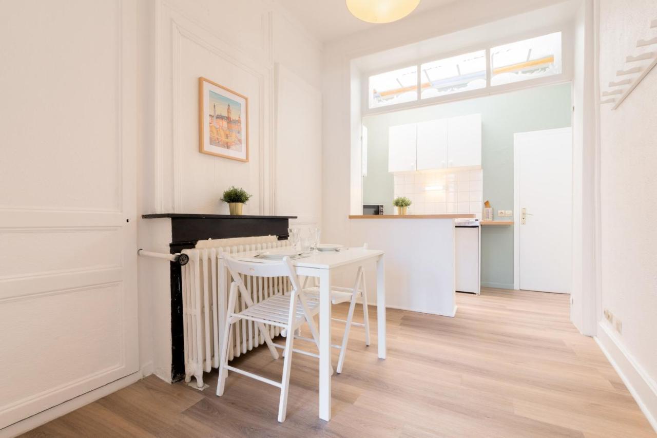 Centre - Nice And Functional Studio Apartment