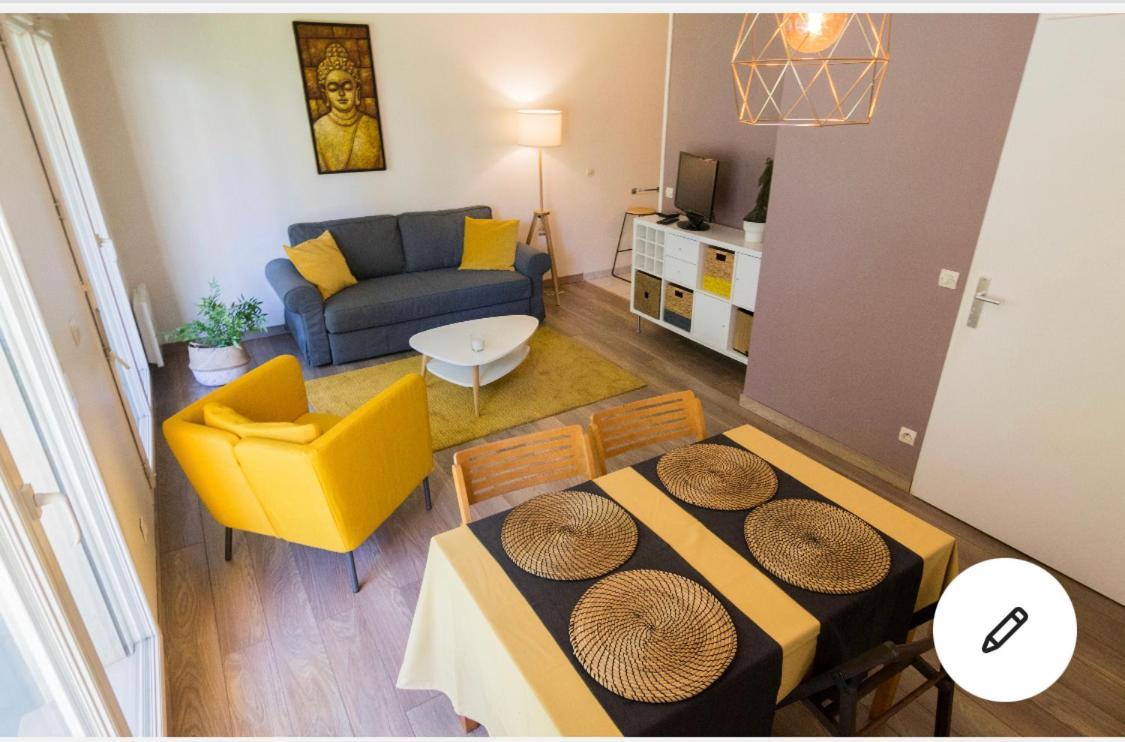 Apartment Charming Studio With Parking & Terrace Vieux