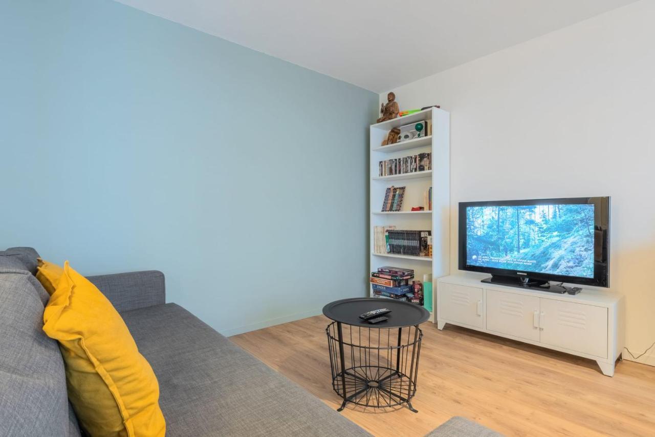 Fully-equipped App With Balcony Near Train Station Apartment Lille