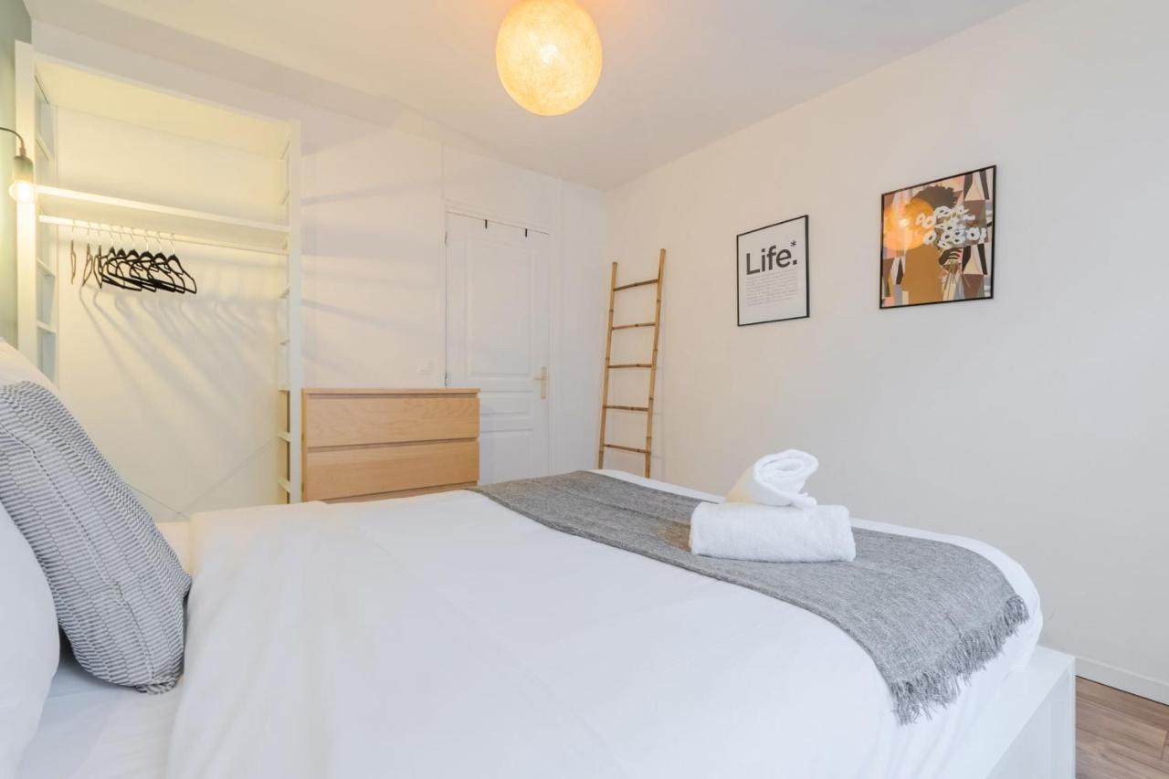 Fully-equipped App With Balcony Near Train Station Lille