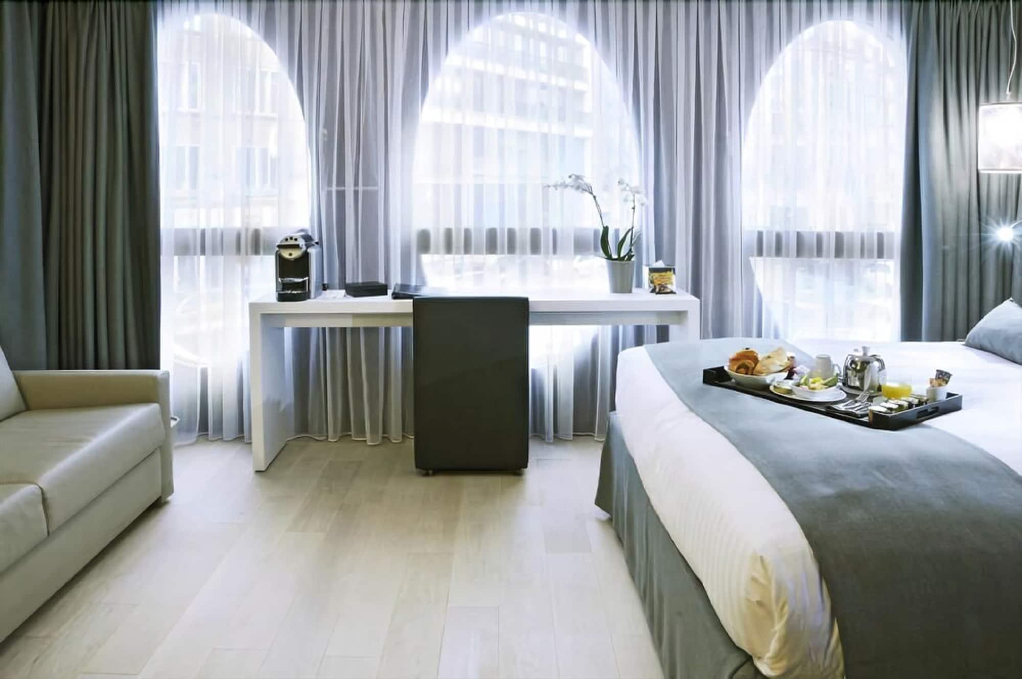 Western Premier Why 4* Lille